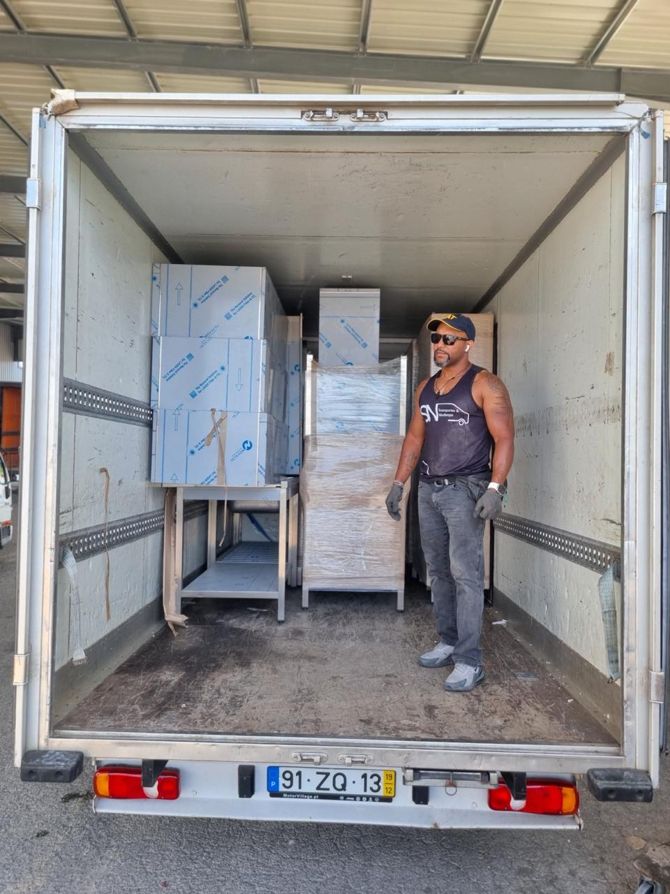 SN Transportes e Mudanças - Amadora - Entregas e Serviços de Estafetas