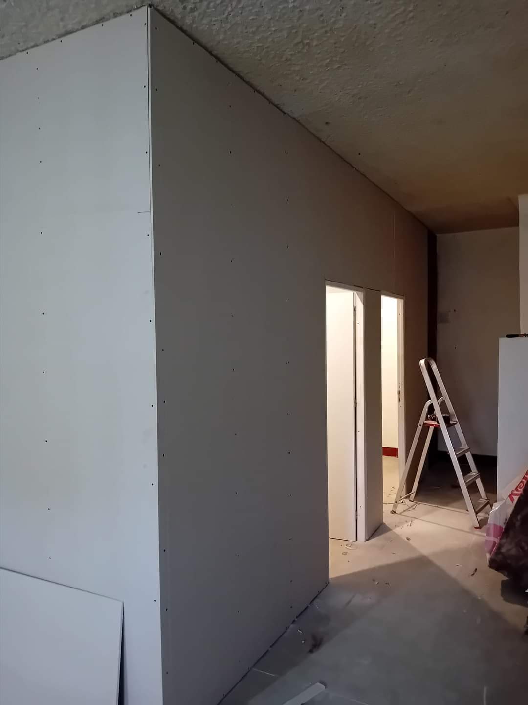 LR Solutions Lda - Vila Nova de Gaia - Rohrleitungen installieren