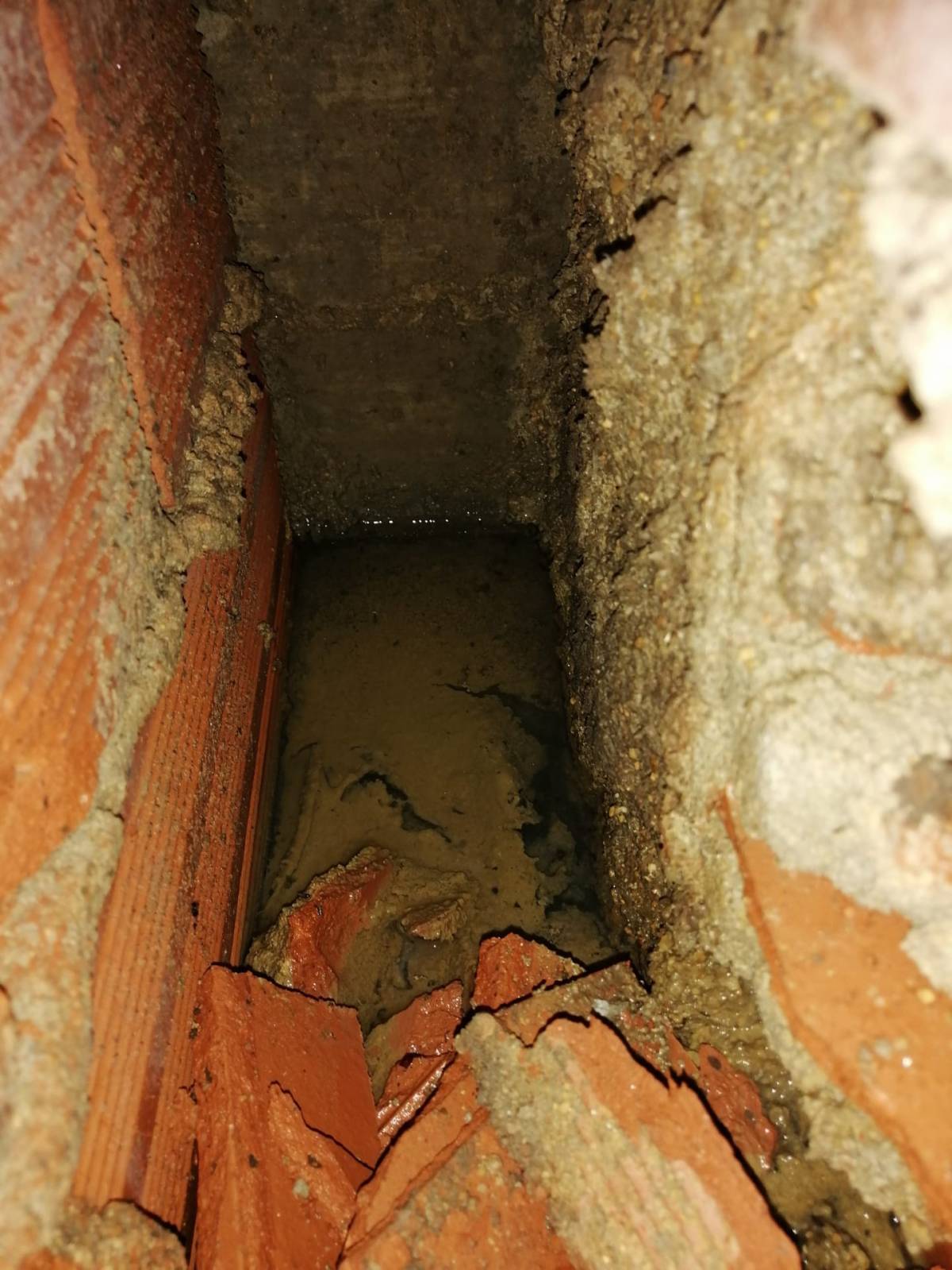 Trevosolutions - Odivelas - Asbestos Removal