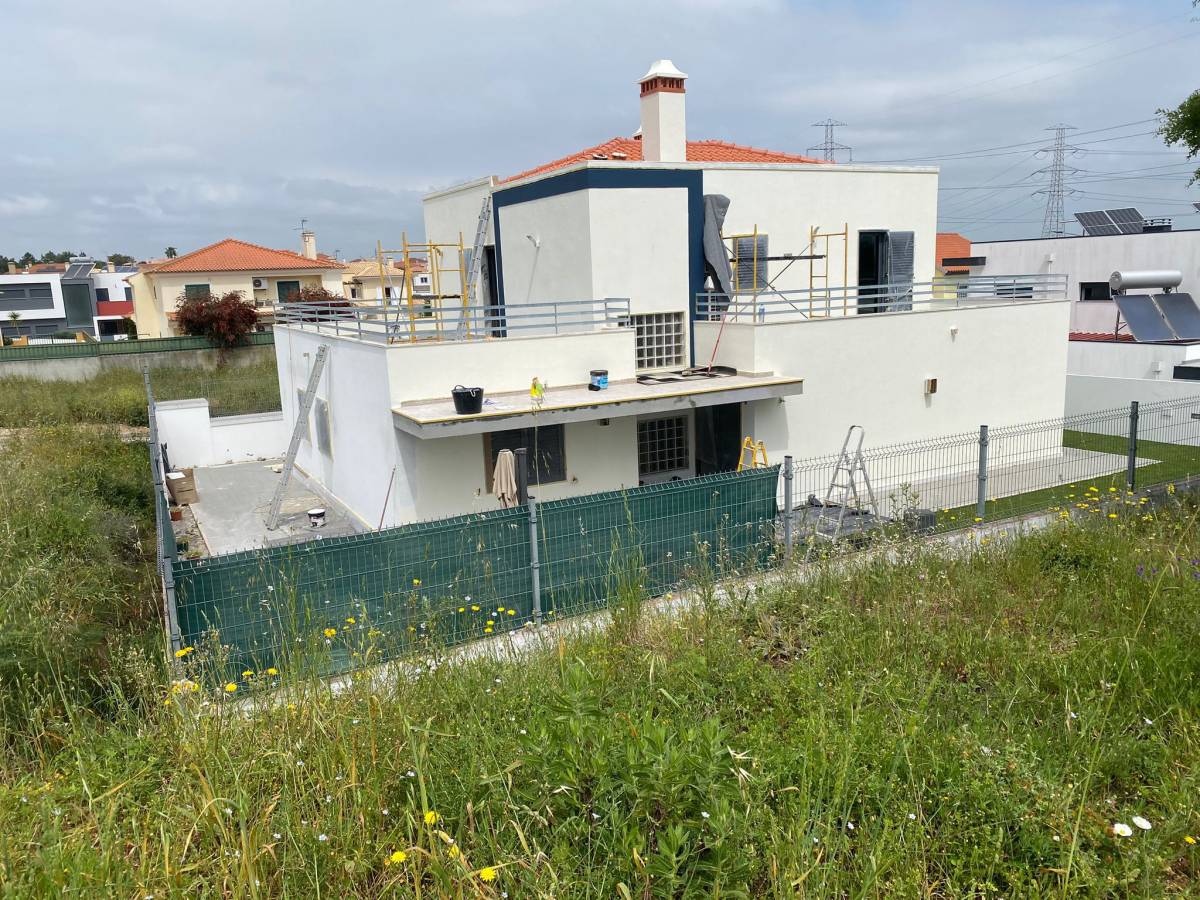 ICONIC SOLUTIONS soluções inteligentes - Amadora - Tours e Provas de Vinhos