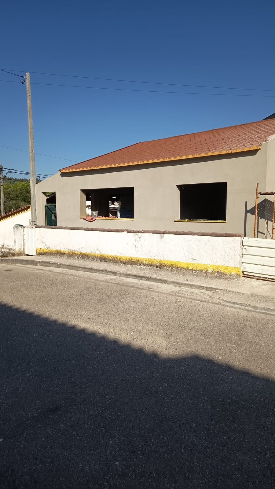 FM Solutions - Coimbra - Instalação, Reparação ou Remoção de Revestimento de Parede