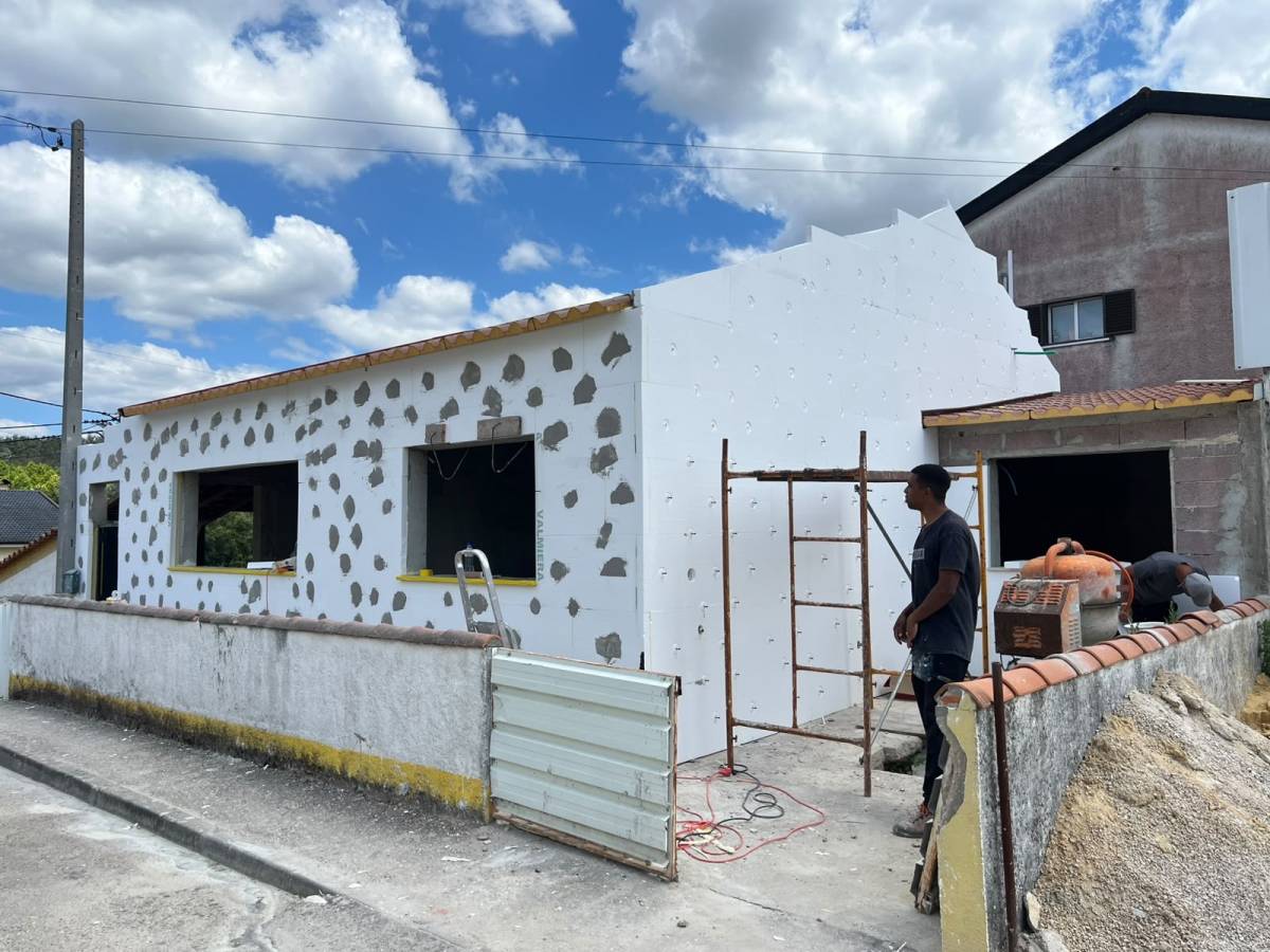 FM Solutions - Coimbra - Revestimento de Cozinha