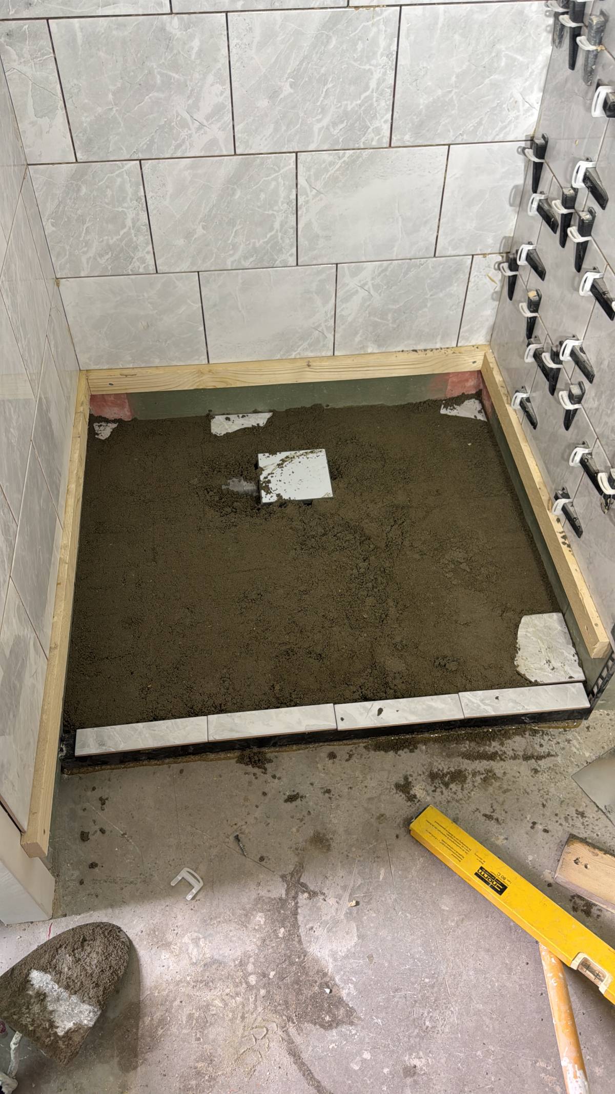 Ronaldo remodelação - Portimão - Instalación de lámparas