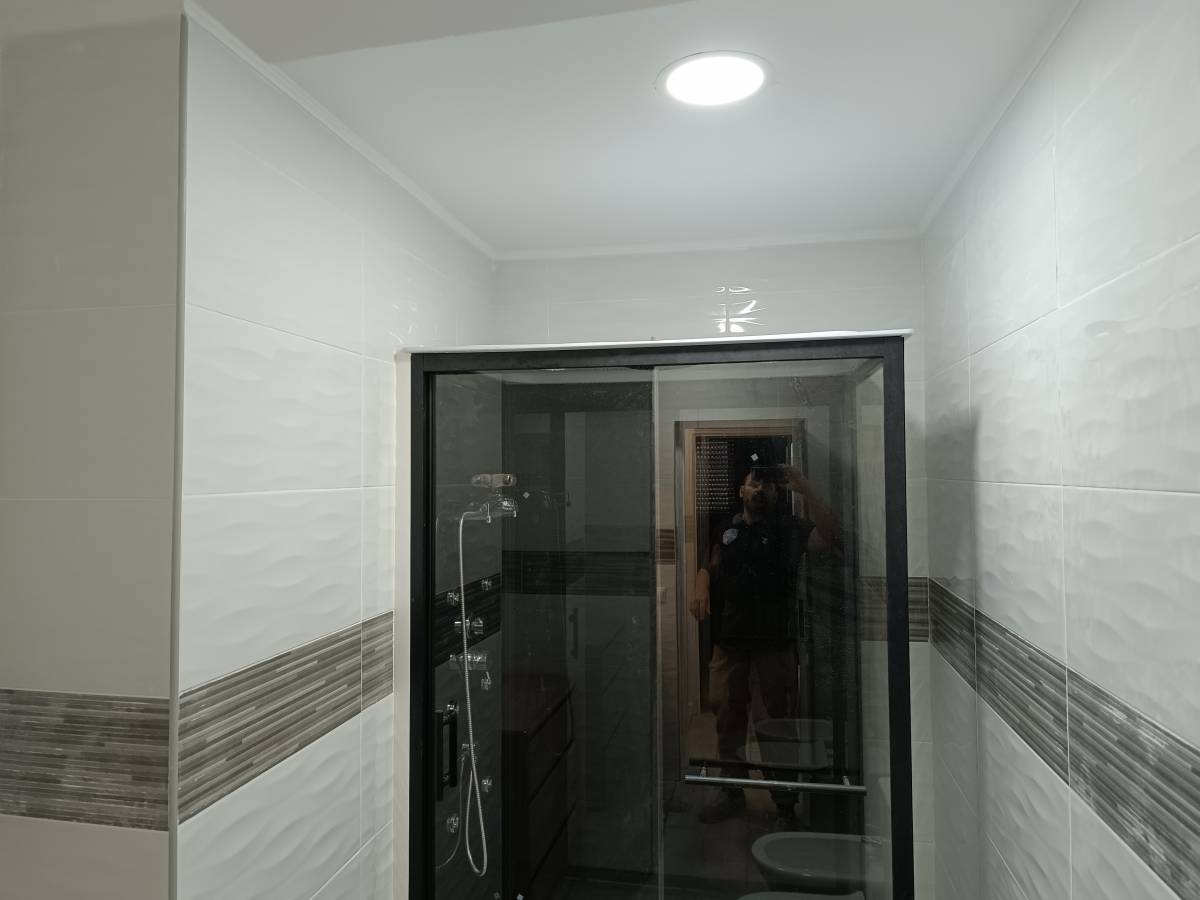 LR Solutions Lda - Vila Nova de Gaia - Installation und Montage von Lampen