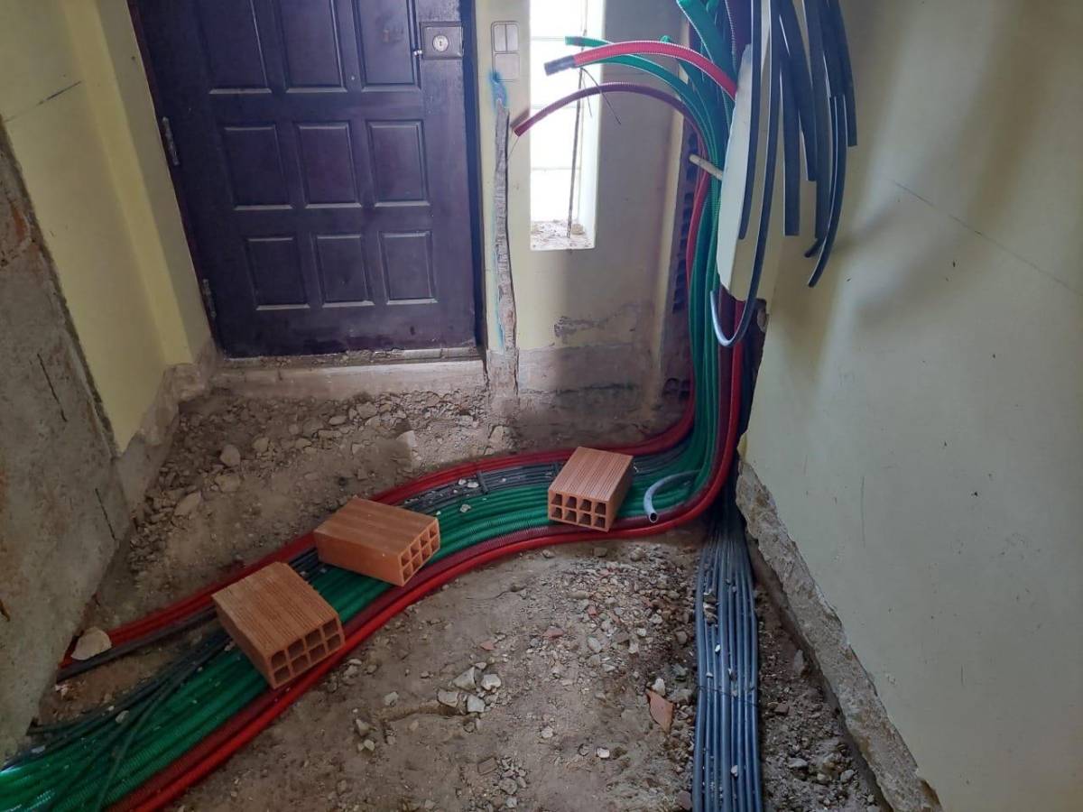 Eletroserviços - Eletricista certificado - Caldas da Rainha - Fan Installation