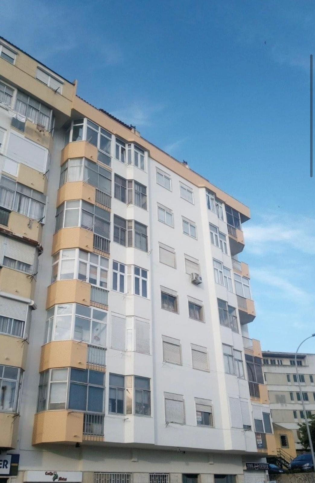 ICONIC SOLUTIONS soluções inteligentes - Amadora - Instalação ou Substituição de Telhado