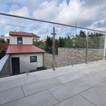 Antonio Moreira - São João da Madeira - Tradução de Latim