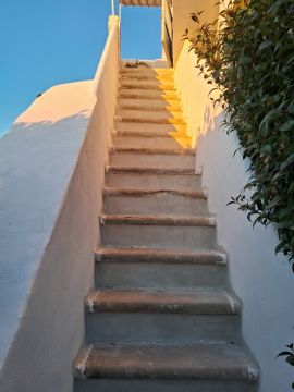 Casa 11 - Loulé - Reparação de Armários