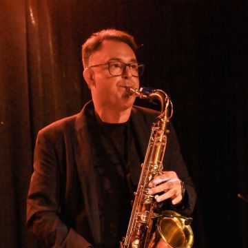 Fábio Schlosser - Braga - Music Entertainment
