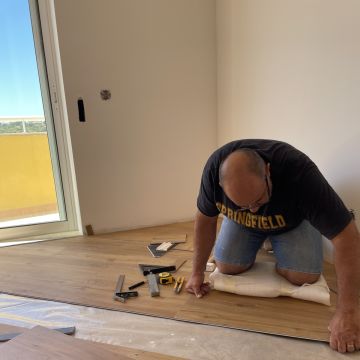 Total Home Care - Portimão - Floor Tiling