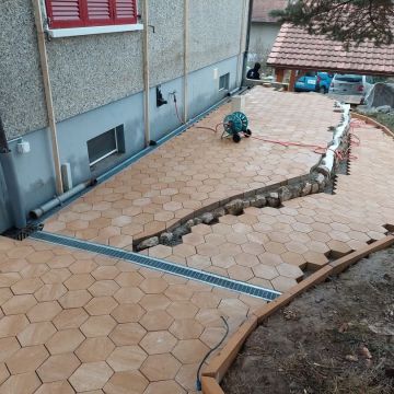 Real remodelações. - Almada - Instalação de Fossa Séptica