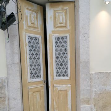 MP Artwall - Almada - Trockenbau und Aufhängen von Trockenbauwänden