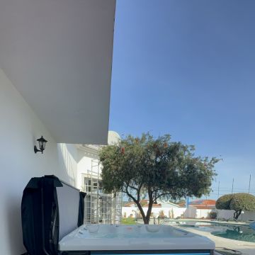 Spas & Comp. - Wellness Store - Caldas da Rainha - Instalação de Jacuzzi e Spa