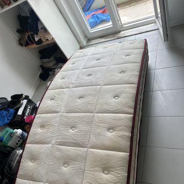 ImpactClean - Limpeza Profissional de Estofos e Tapetes - Barreiro - Limpeza de Persianas
