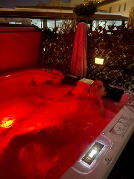 Spas & Comp. - Wellness Store - Caldas da Rainha - Limpeza e Manutenção de Jacuzzi e Spa