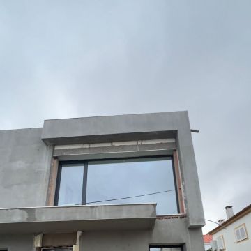 Thiago Santos THC - Almada - Abdichten der Außenwand