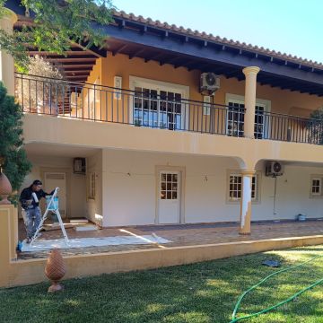 Década de Certezas - Faro - Instalação de Jacuzzi e Spa