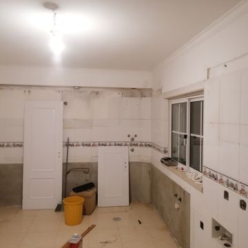 MP Artwall - Almada - Stein- oder Fliesenboden reparieren oder ausbessern