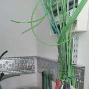 Gustavo Eletricista - Oeiras - Instalação de Interruptores e Tomadas