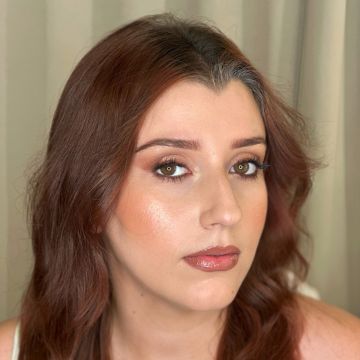 Camila Sofia - Seixal - Haarstyling für Events