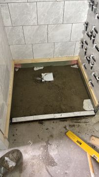 Ronaldo remodelação - Portimão - Instalación de lámparas