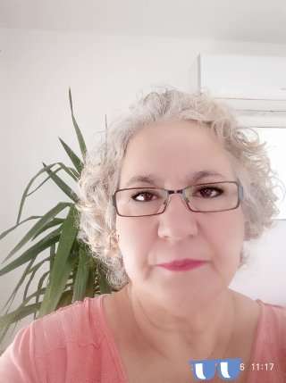 Elsa Santos - Olhão - Window Blinds Cleaning