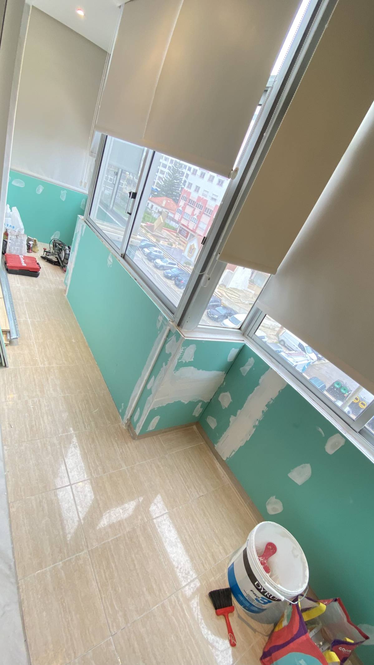 Castro Group - pinturas e remodelações - Almada - Carpet Installation