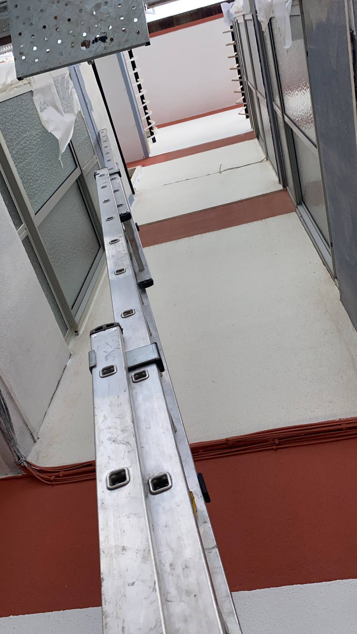 Castro Group - pinturas e remodelações - Almada - Réparation de rampe d’escalier