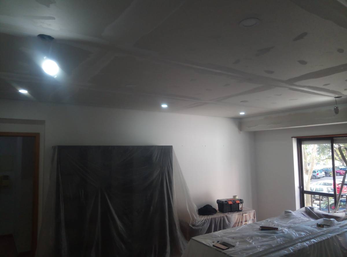 EloCriativo - Setúbal - Construção de Parede Interior