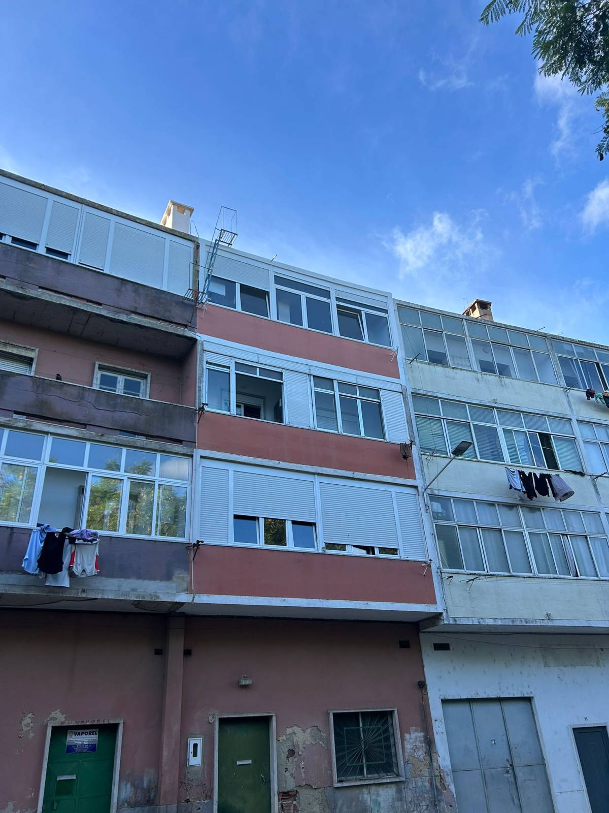 Castro Group - pinturas e remodelações - Almada - Construction de mur intérieur