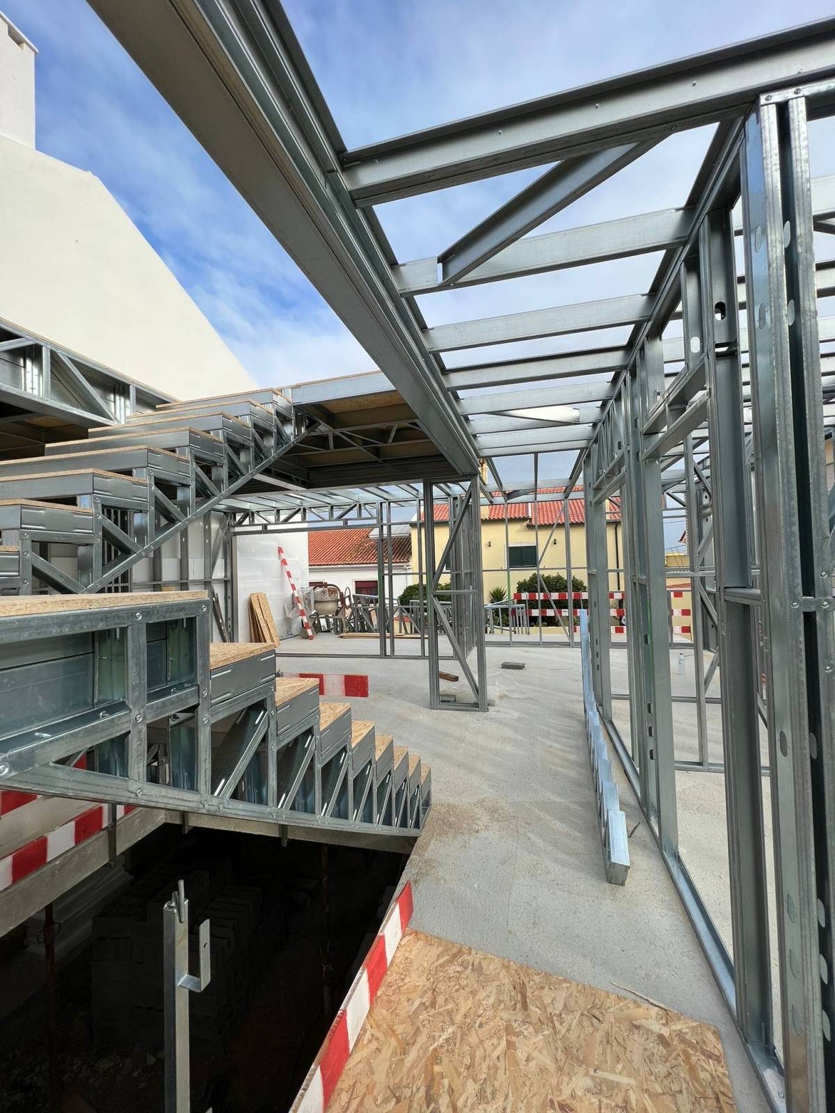 Misael construções - Sintra - Stair Installation