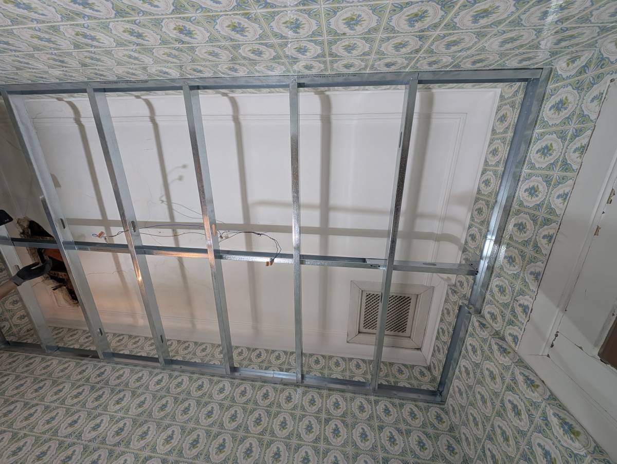 Nivel cero - Porto - Außenanstrich