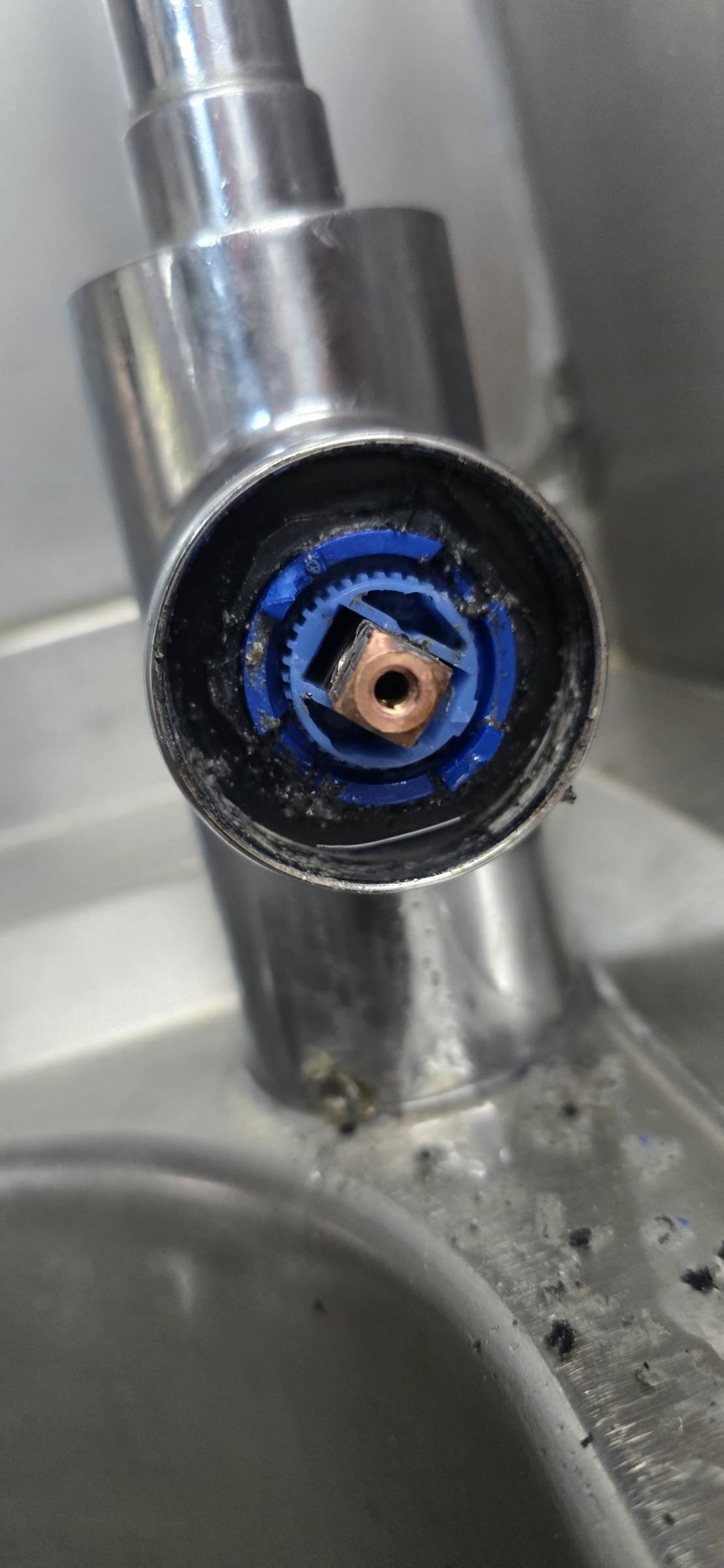 Ricardo - Setúbal - Abwasserrohre reparieren oder warten