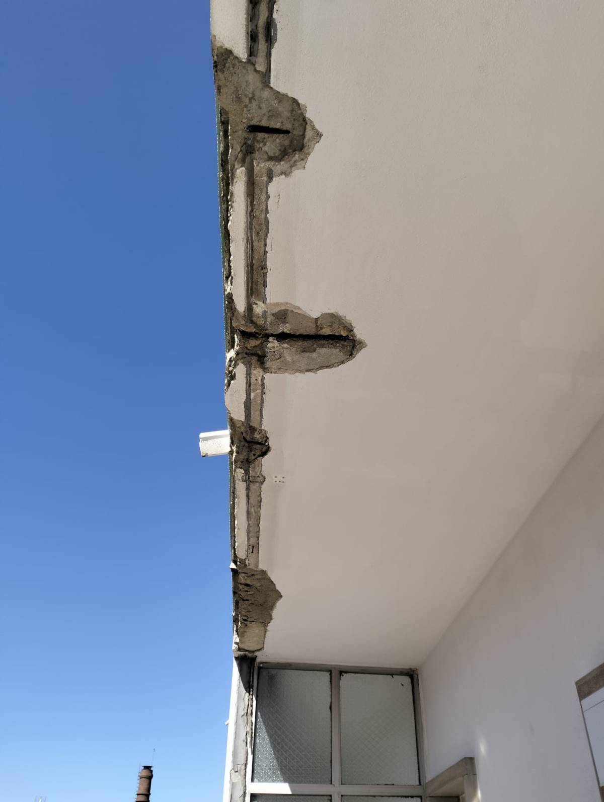 Santana - Odivelas - Adición de pared interior