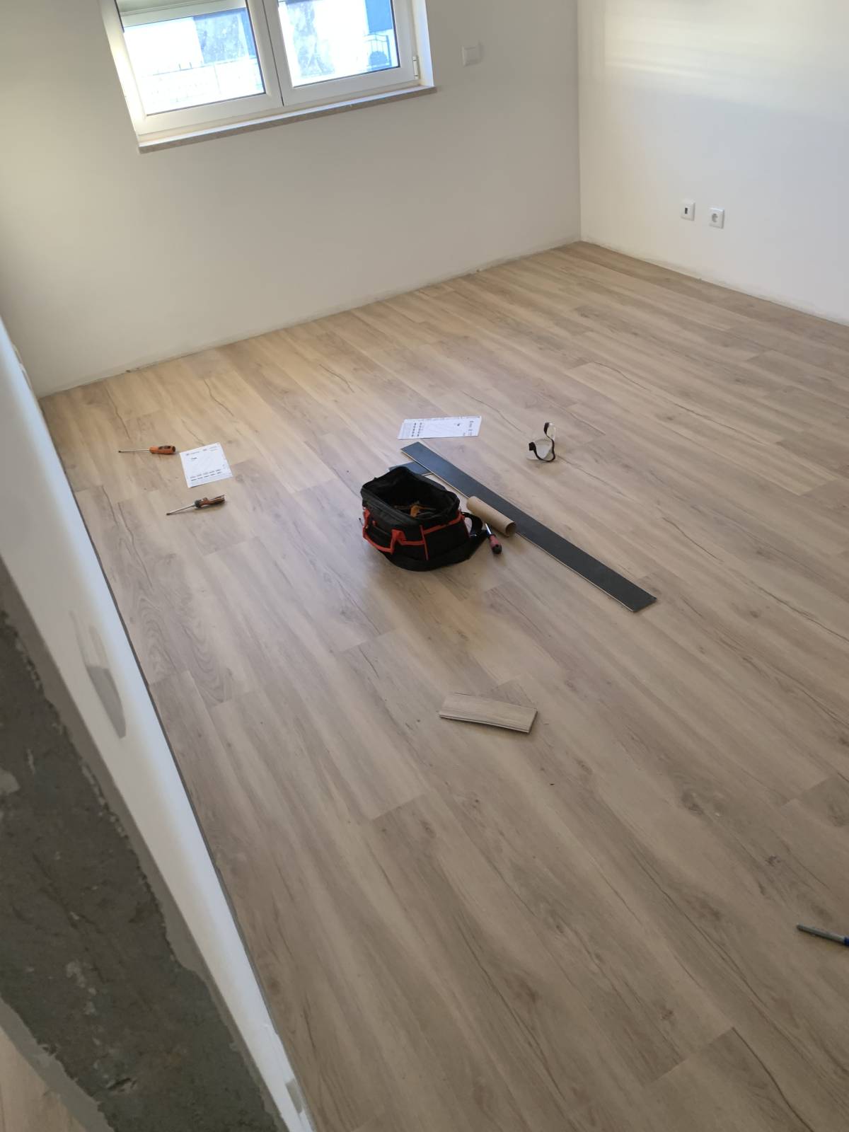 Tomas - Olhão - Montagem de Equipamento Desportivo