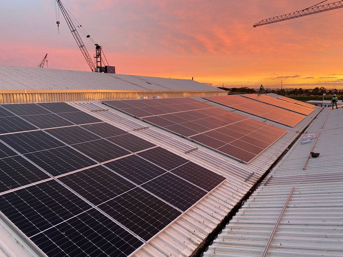 DELAB - Energy Efficiency & Green Power - Lisboa - Limpeza ou Inspeção de Painel Solar