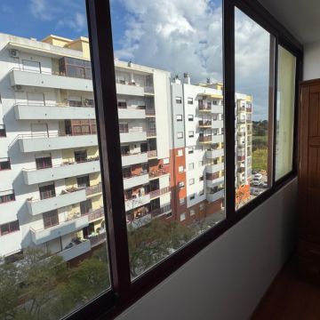 Mounir Multiservices - Setúbal - Pintura ou Revestimento de Pavimento