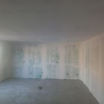 Carlinhos - Rio Maior - Carpet Installation