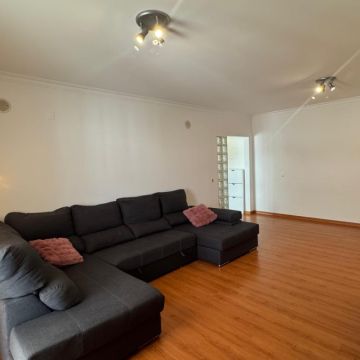 Mounir Multiservices - Setúbal - Pintura de Pátio ou Alpendre