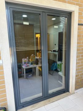 ESPECIALISTA EM JANELAS PVC ALUMÍNIO ESTORES Julio Torres - Sintra - Serviço de Biscates