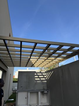 ESPECIALISTA EM JANELAS PVC ALUMÍNIO ESTORES Julio Torres - Sintra - Instalação de Portas