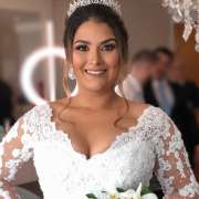 Quesia Carvalho - Maia - Penteados para Casamentos