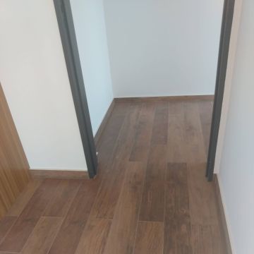 Branco Polak - Porto - Remodel a Room