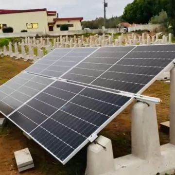 DELAB - Energy Efficiency & Green Power - Lisboa - Reparação de Painel Solar