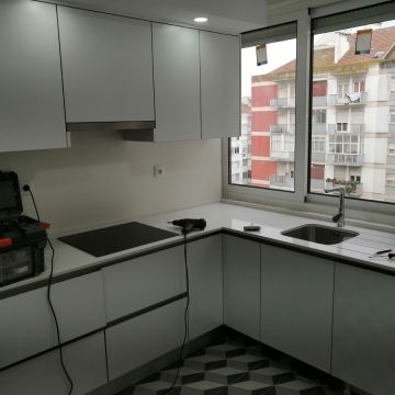 Tudo ao Pormenor - Lisboa - Instalación de cubiertas para patios