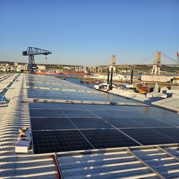DELAB - Energy Efficiency & Green Power - Lisboa - Instalação de Painel Solar
