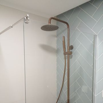 EloCriativo - Setúbal - Instalação de Lavatório e Torneira