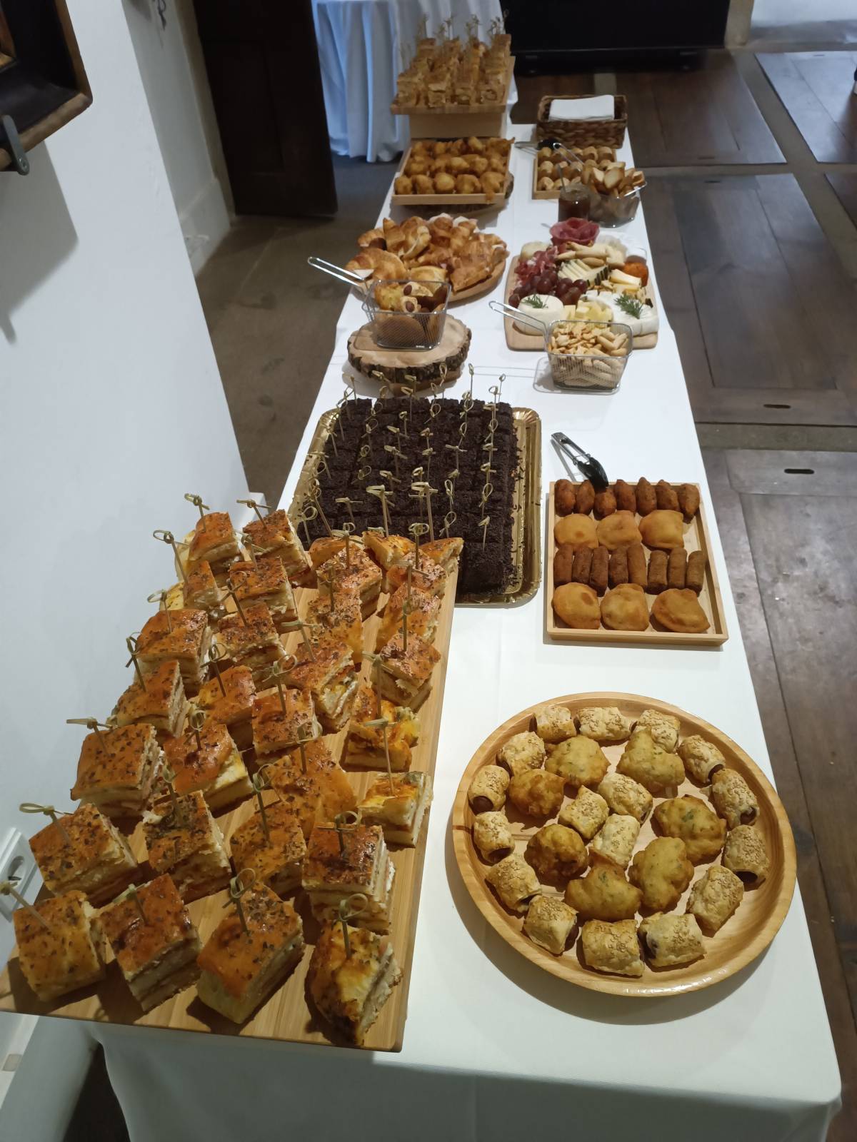 Docesesalgadosdateresinha - Ponte de Lima - Catering for Events (Full Service)