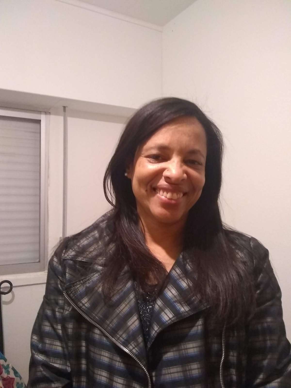 Denise Gomes - Sintra - Limpeza a Fundo