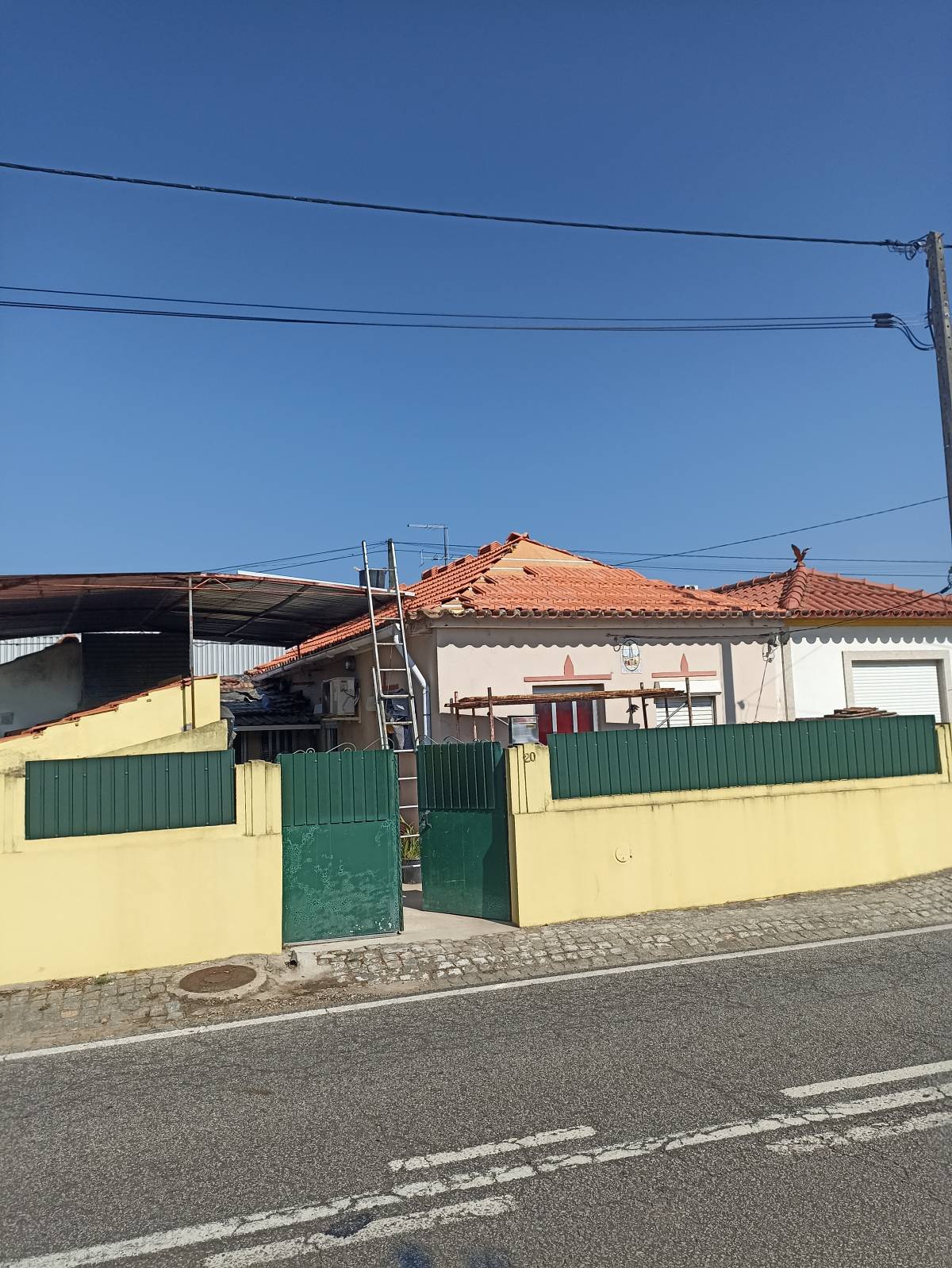 Silvério Monteiro - Estarreja - Reparação de Porta
